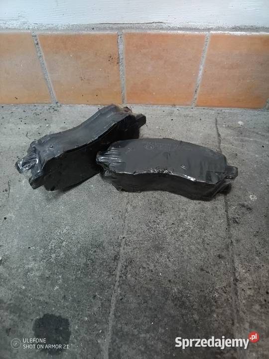 Klocki Compass Lancer Outlander osobowe Zabrze