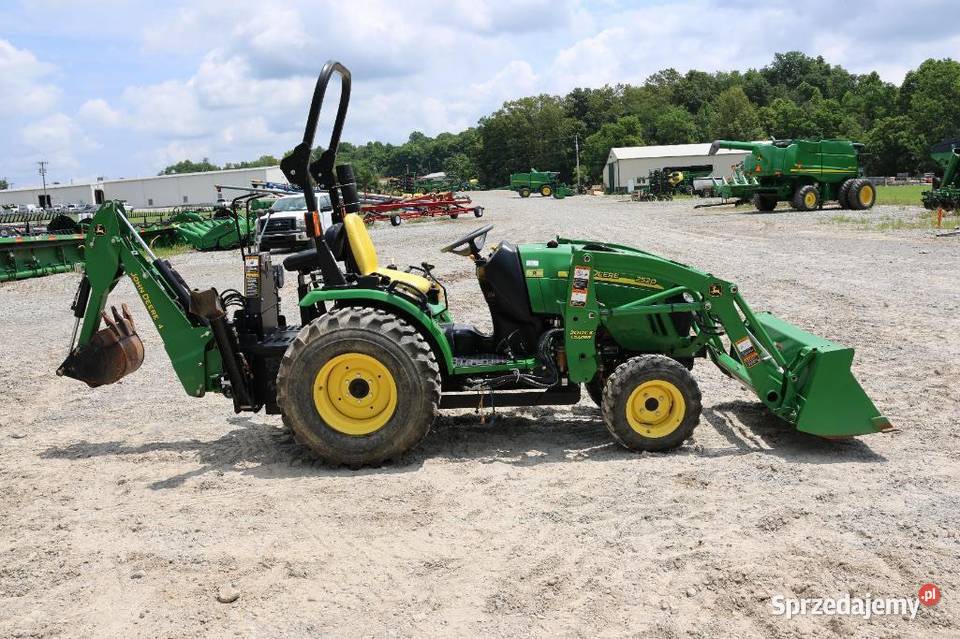 Traktor ogrodowy John deere 2520 tur koparka i Rok produkcji 2010