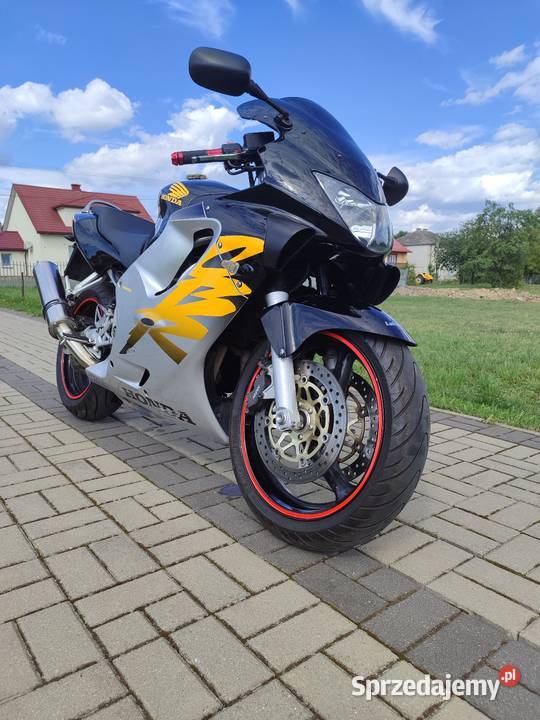 Honda CBR 600 F4 Rok produkcji 1999 Tarnogród sprzedam