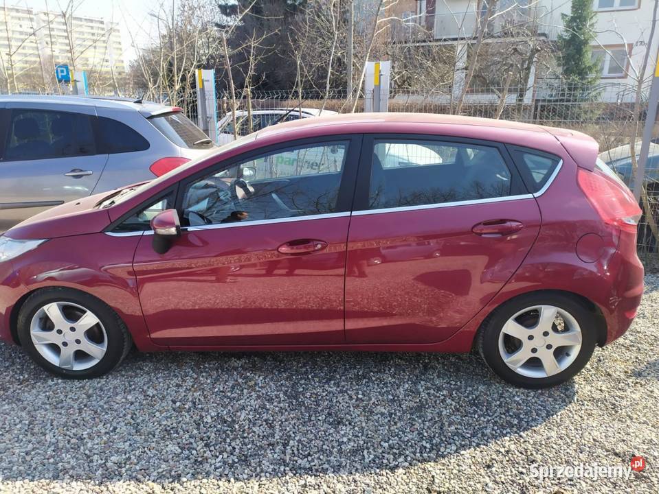 Ford Fiesta nieuszkodzony kujawsko-pomorskie Bydgoszcz