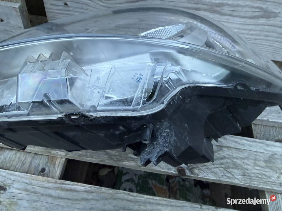 Lampa przednia Renault Kangoo II Motoryzacja Poznań