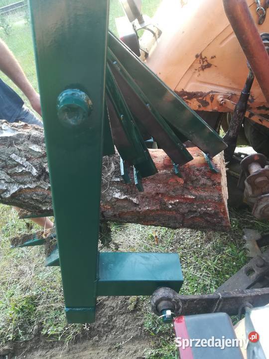 Mechaniczny podnośnik do załadunku drzewa podkarpackie Cmolas sprzedam