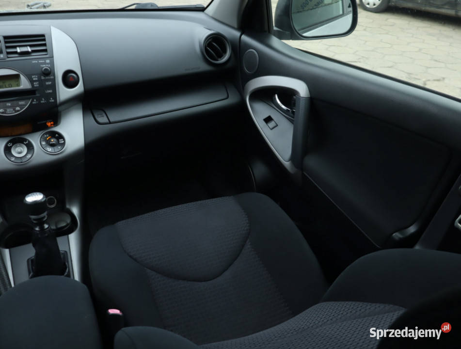 Toyota RAV 4 22 D4D manualna Łódź