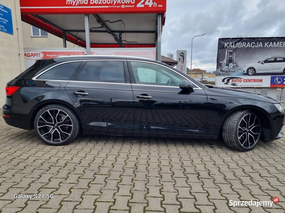 Audi A4 20 TDI 150 nawigacja alufelgi garażowany Płońsk