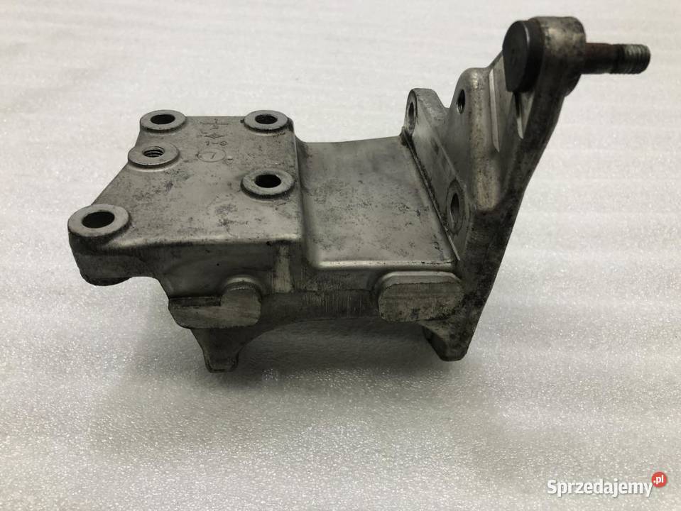 ŁAPA WSPORNIK SUZUKI LIANA 16 16V 0105