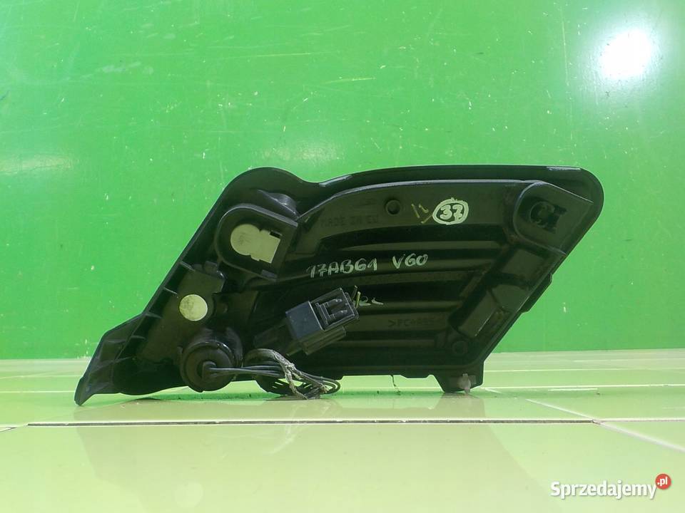 VOLVO V60 I S60 II RDESIGN 20 D3 11r KOMBI lampa
