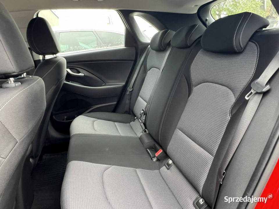 Hyundai i30 15TGDI 160 48V 6MT ModernDisplay Piotrków Trybunalski