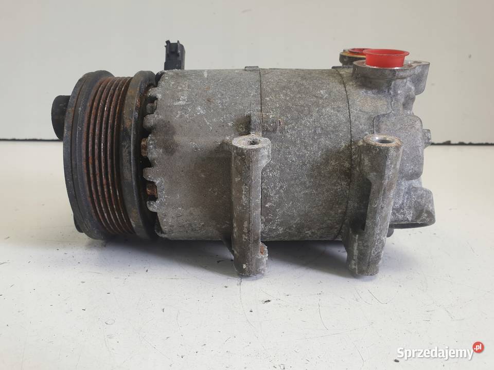 SPRĘŻARKA KLIMATYZACJI Volvo V70 III 20 16V Części samochodowe Chełm