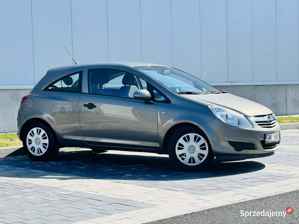 Opel Corsa Opel Corsa D 12 Benzyna 70 2010 86 klimatyzacja Mikołów