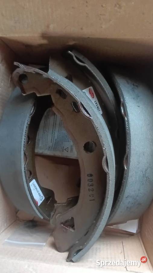 Renault 19 szczęki hamulcowe Nowe Morawica sprzedam