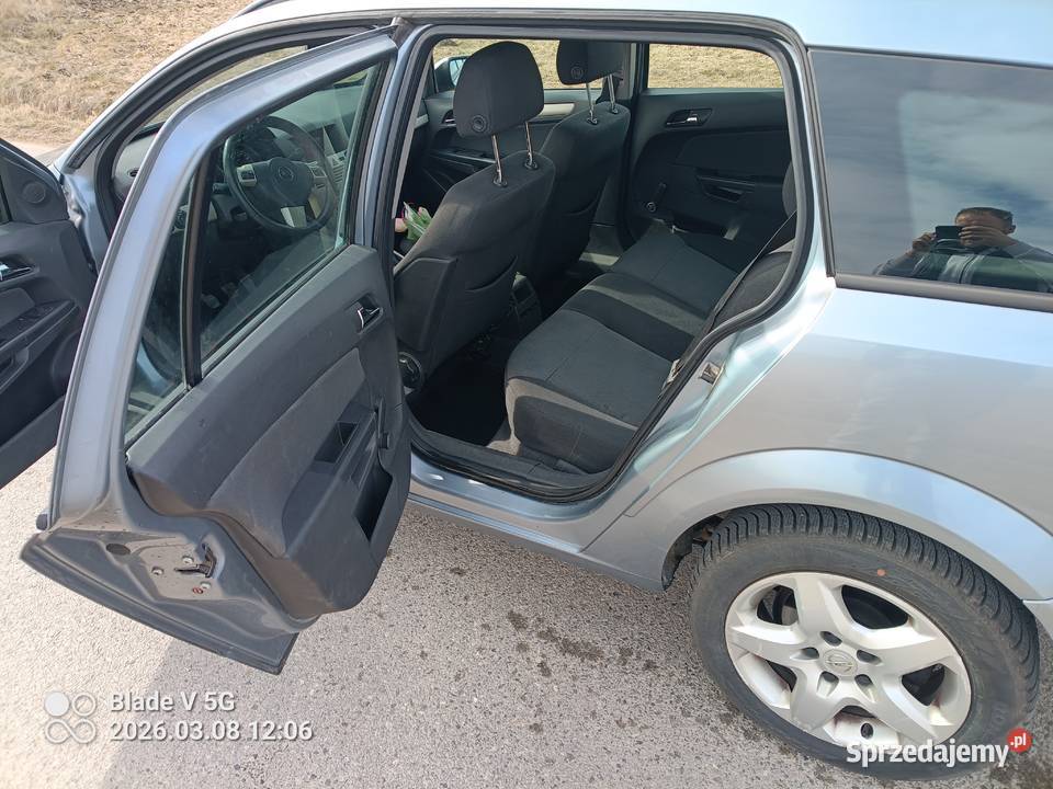 Opel Astra H 2007r 17 CDTI lakier metallic Jeziorko