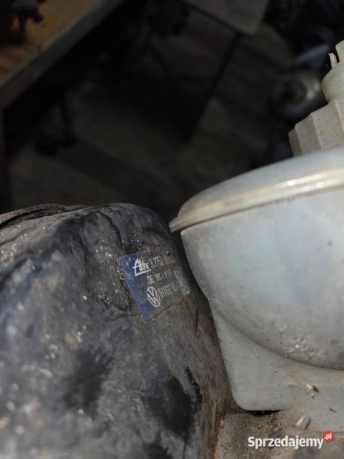 Serwo Golf 3 osobowe Układ hamulcowy