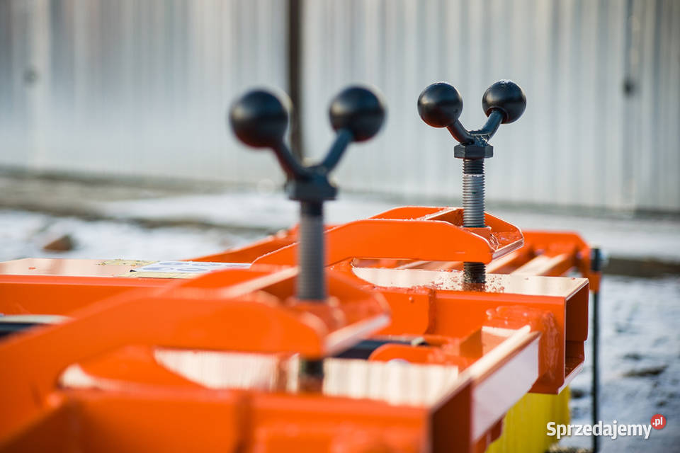 Zamiatarka szczotkowa ZL 200 z mocowaniem TUZ