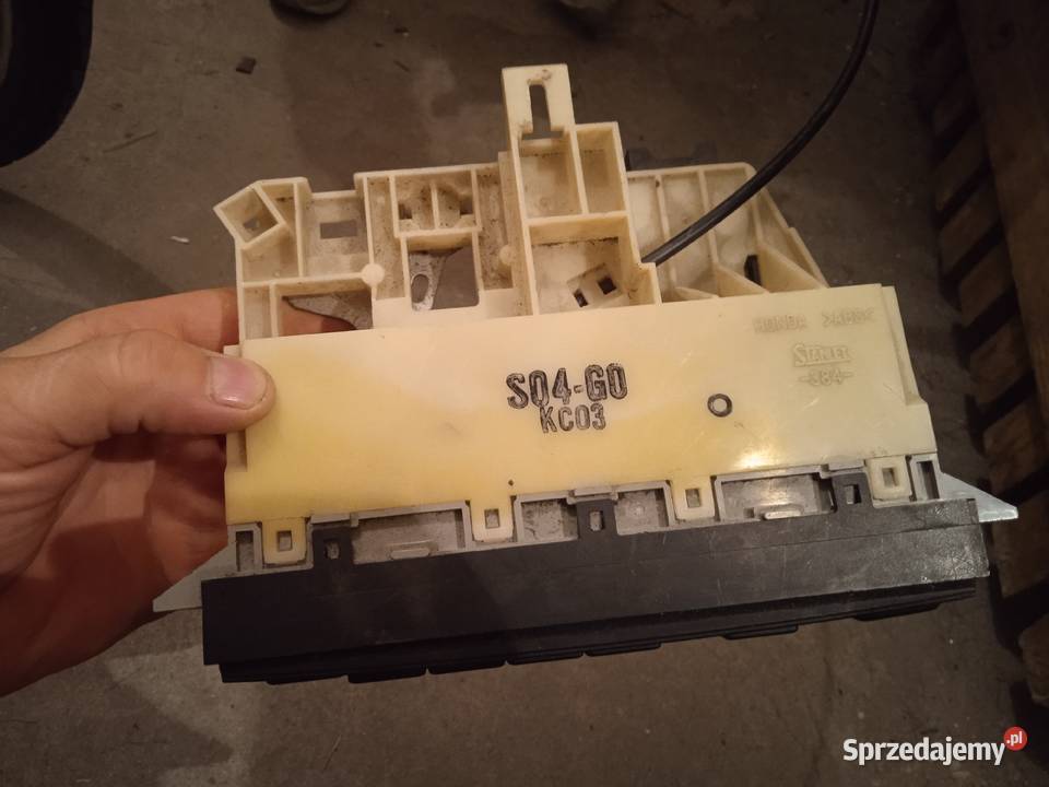 Konsola środkowa sterowanie nawiewami Honda Łódź