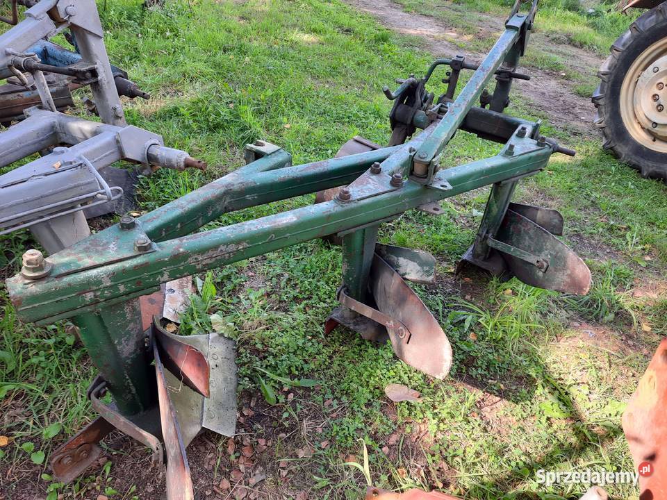 Pług 3 skibowy duży Unia Grudziądz Pługi Bucze
