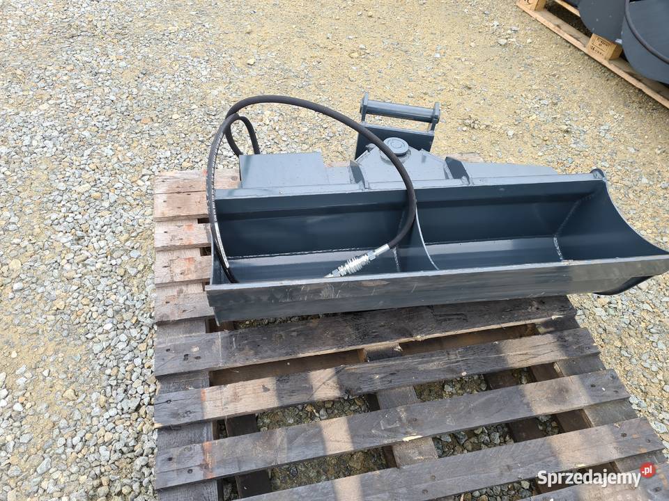 Łyżka skarpowa szerokość 10m 14m hydrauliczne i Wyposażenie firm Radomsko