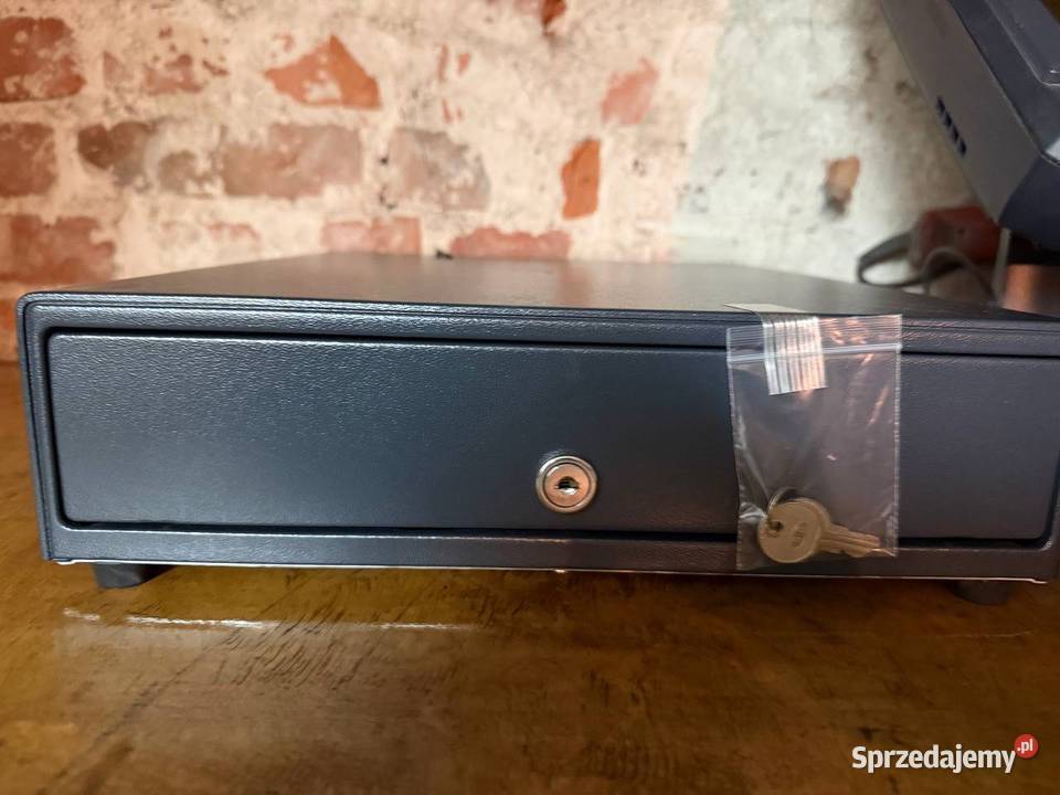 Sprzedam kasę i komputer Miechów