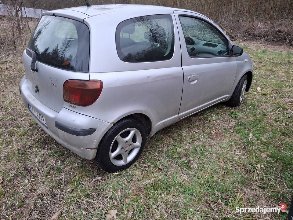 Toyota Yaris klima części całość 325852km Chojnik