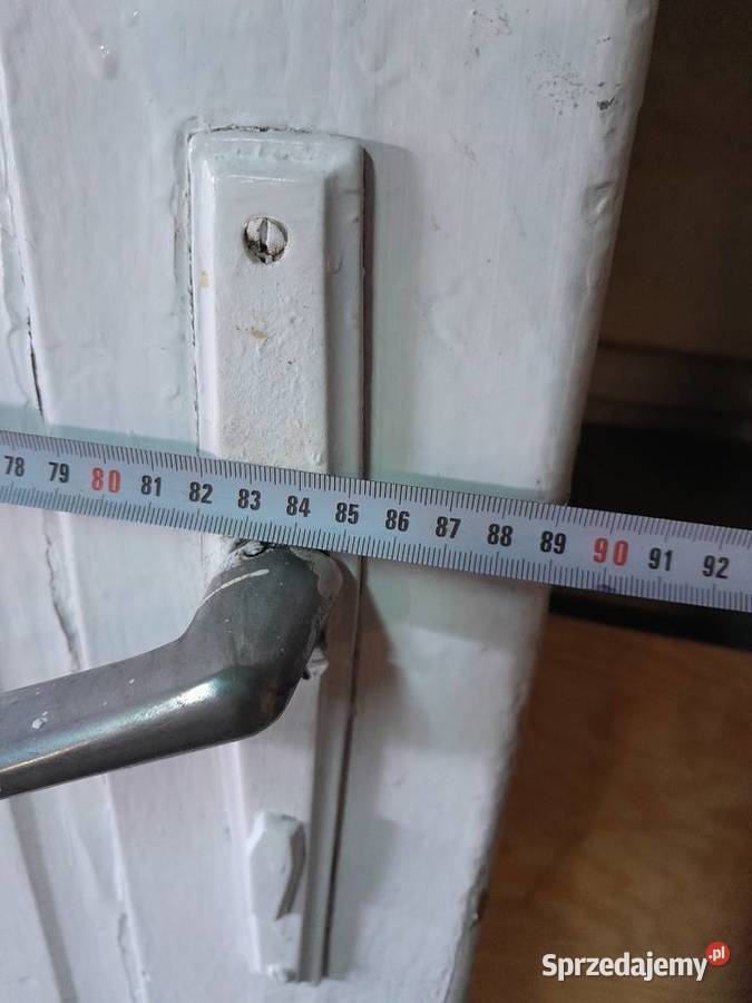 Stare drewniane drzwi zabytek PRL retro vintage śląskie