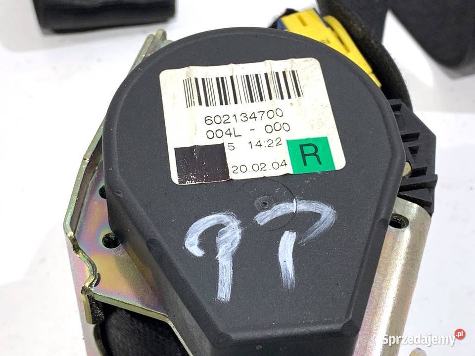 PAS BEZPIECZEŃSTWA PRAWY PRZÓD AUDI A3 8P 0313