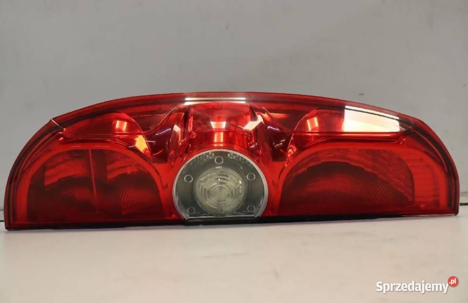 fiat doblo lampa tył prawa Lampy tylne Ostrów Wielkopolski