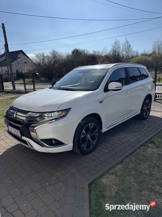 Mitsubishi Outlander PHEV 2019 bateria 85 Skarżysko-Kamienna