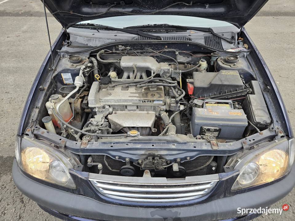 Toyota avensis kombi 18 benzyna Nysa