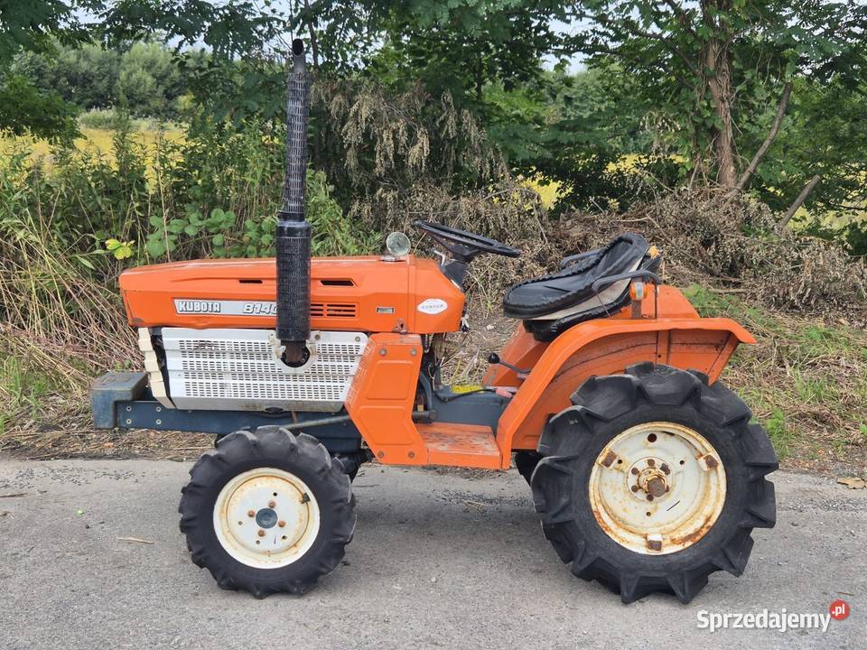 Traktorek traktor KUBOTA B1400D 14 44 Napęd 4x4 Kubota Małuszyn sprzedam