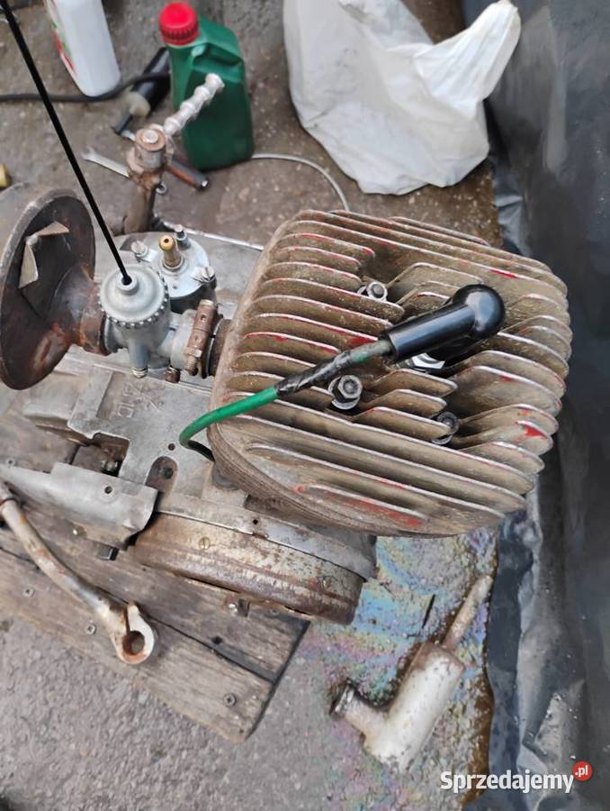 Silnik WSK 125 na chodzie