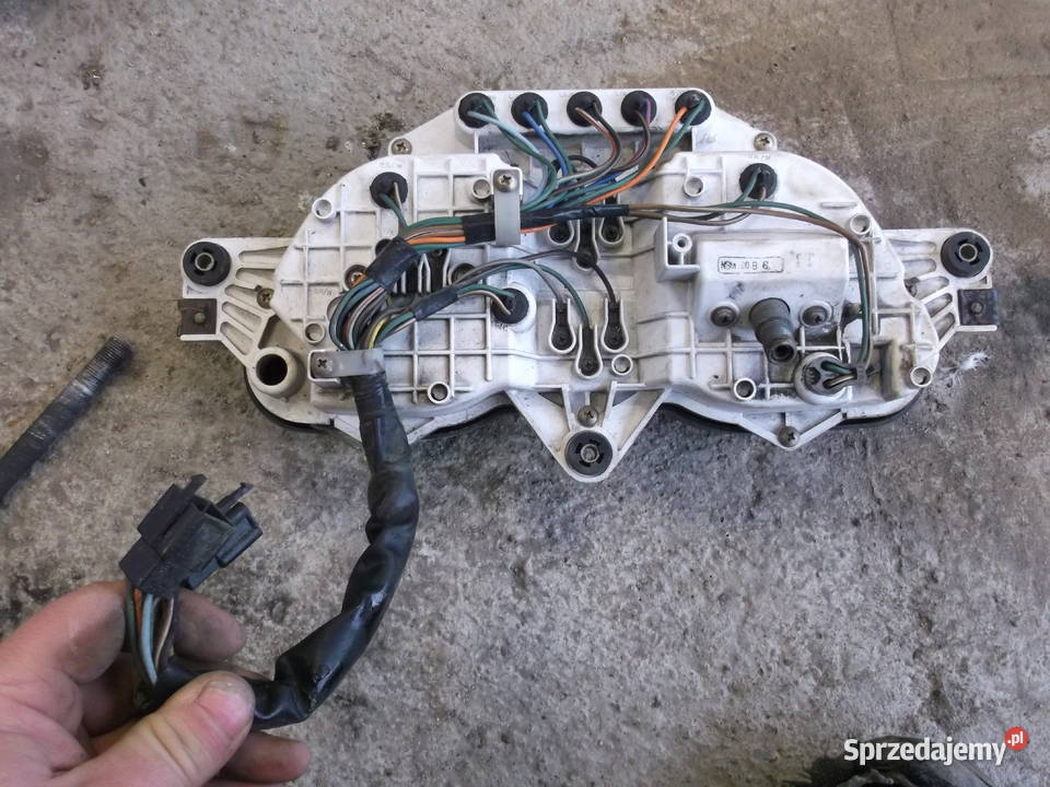 honda cbr 1000f sc 21 sc24 gaźnik listwa śląskie Racibórz