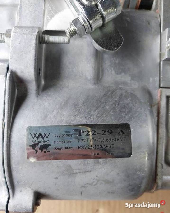 Pompa wtryskowa Nowa Mielec Ursus C330 P2229 Nysa