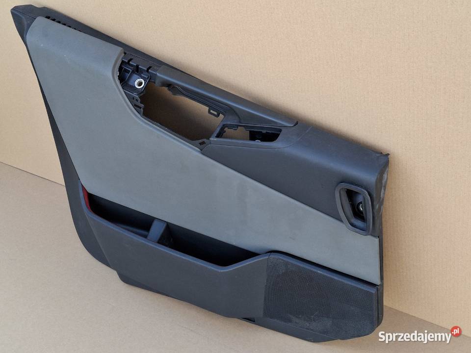 VOLVO FH4 BOCZEK DRZWI KIEROWNICY LEWY TAPICERKA ciężarowe Bieleń