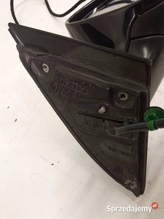 LUSTERKO PRAWE 6PIN EUROPA 3C0857934 VW Passat