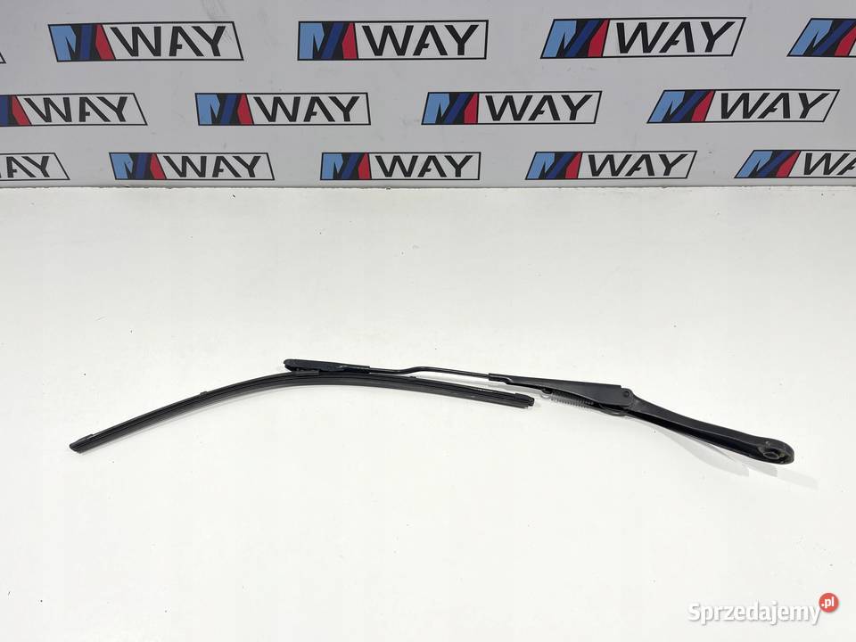 BMW F20 F21 F22 F23 RAMIĘ WYCIERACZKI STRONA sprzedam