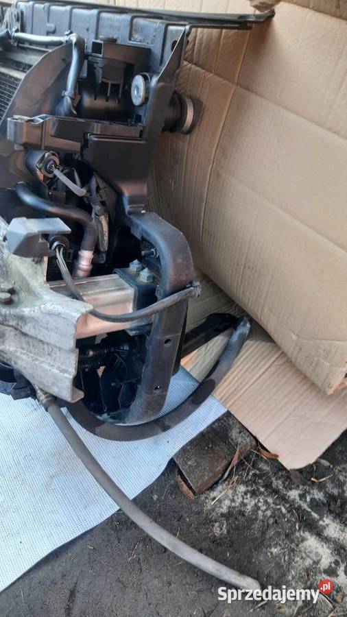 kompletny pas przedni z belką Audi A6 c6 28 benz Pasy przednie i tylne dolnośląskie Dębno sprzedam
