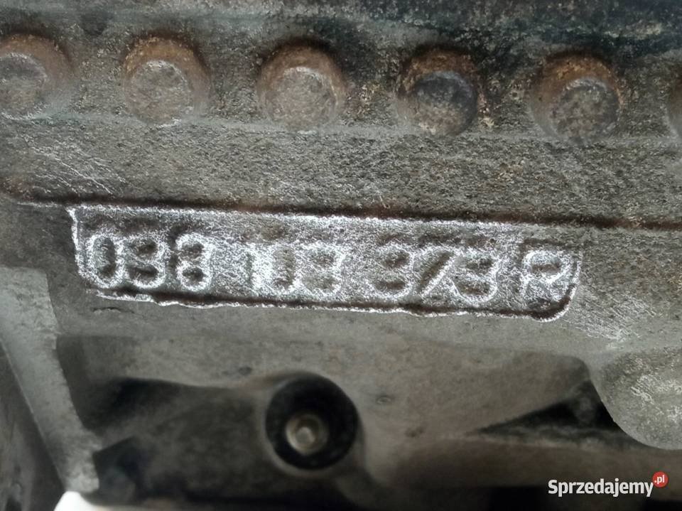 GŁOWICA KOMPLETNA 038103373R 19 TDI Skoda
