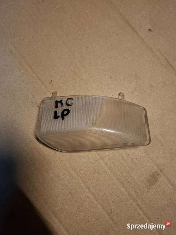 Klosz lampki boczka drzwi lewy przód Mazda 6 GG Rok produkcji 2003 małopolskie Przyborów