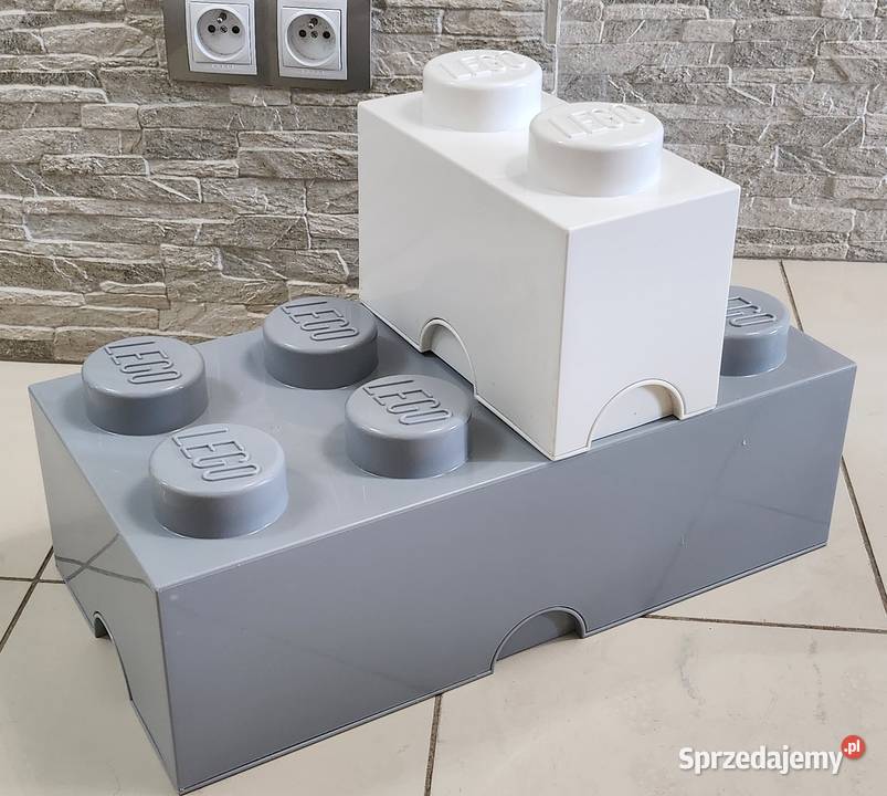 Lego dwa pojemniki na klocki