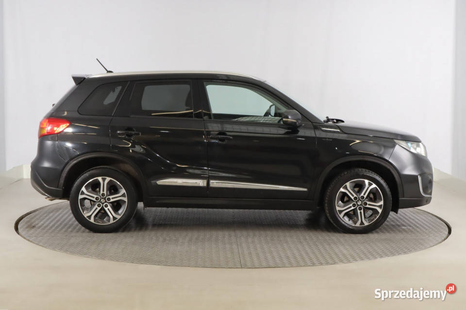 Suzuki Vitara 16 DDiS asystent pasa ruchu Zabrze