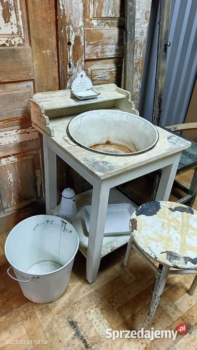 Stara drewniana umywalka Sosnowiec