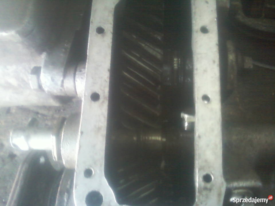 Skrzynia biegów z reduktorem Aro Muscel Skrzynia Tylicz