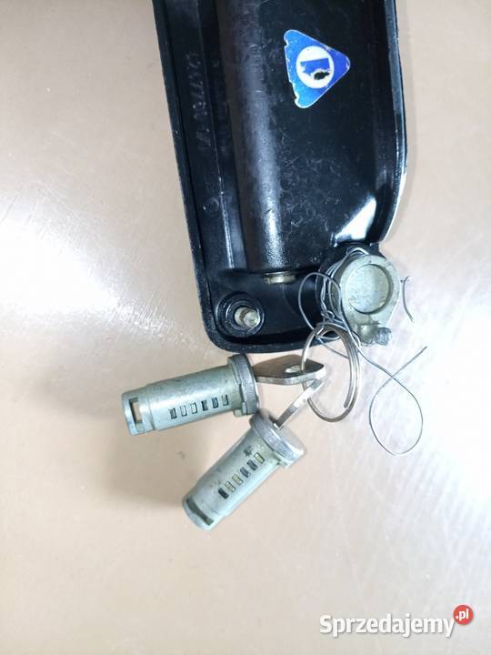 Fiat 126p Maluch zamek kluczyk klamka