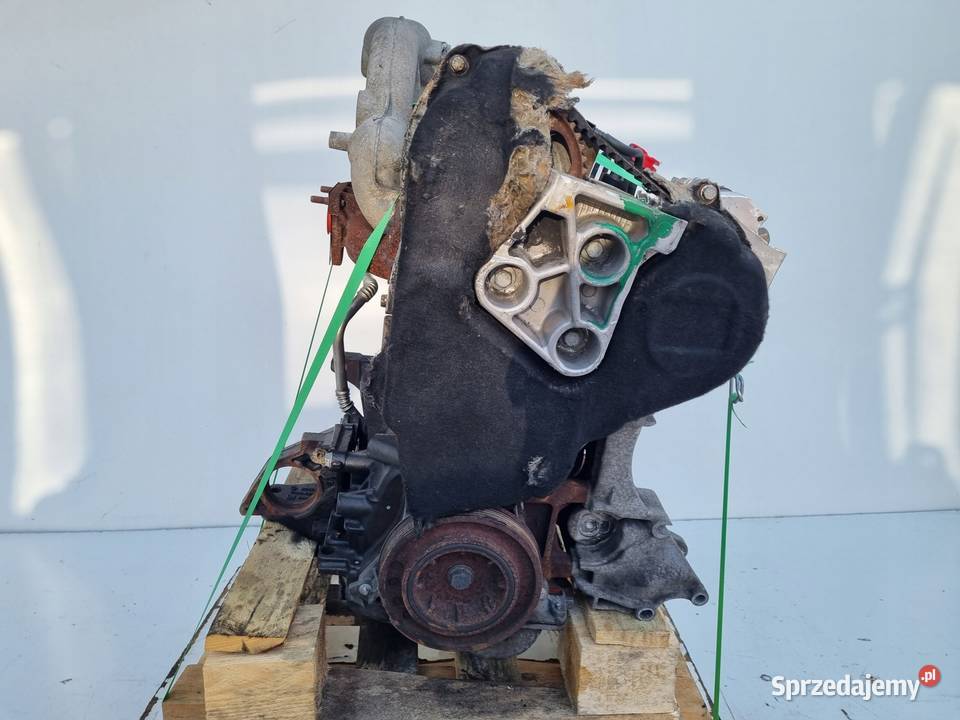 SILNIK KOMPLET Renault Trafic 19 DCI 101 pali