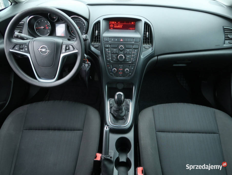 Opel Astra 14 T radio mazowieckie Piaseczno