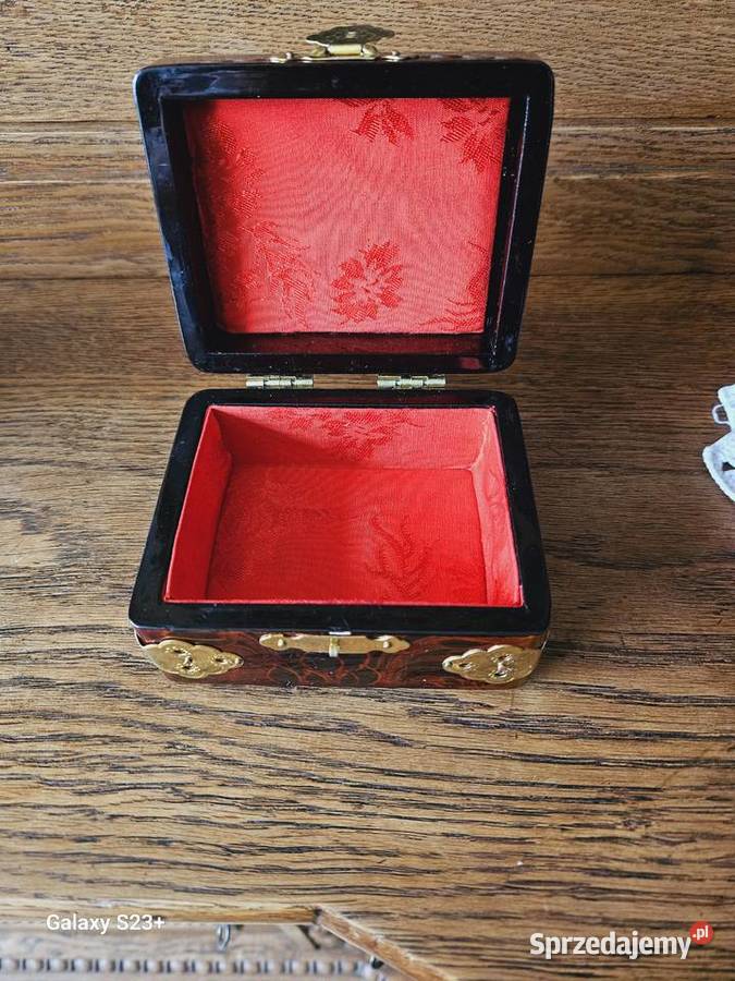 Szkatułka vintage puzderko skrzynka piękna stara Pozostałe mazowieckie Piastów