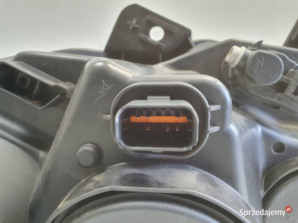 LAMPA LEWA Nissan NV400 1021r PRZEDNIA lewy osobowe Chełm