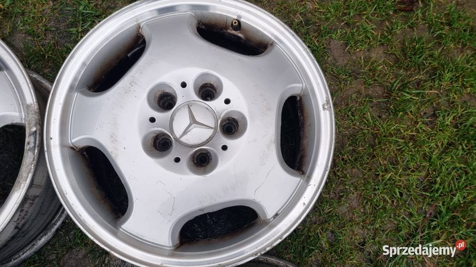 Felgi mercedesa CLK W208 Samochodowe Kijany
