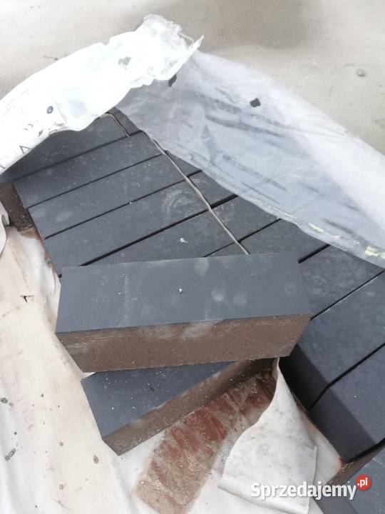 Cegła pełna Roben kolor Antracyt Krzeczów