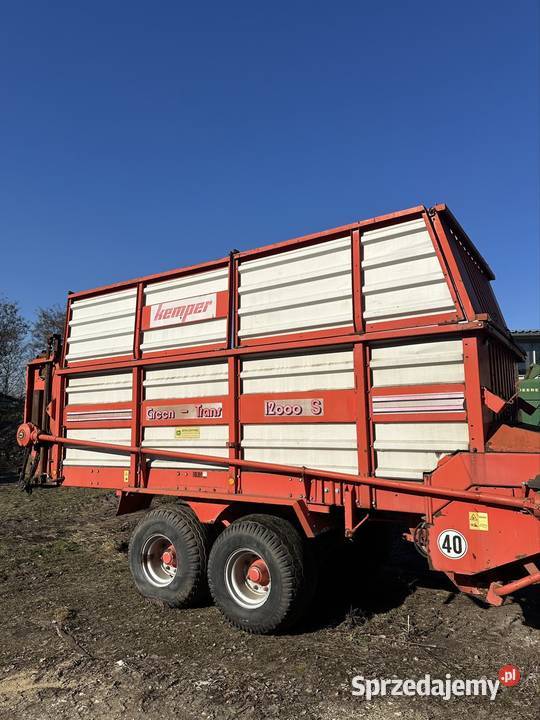 Przyczepa samozbierająca rozrzutnik obornika nieuszkodzony Przyczepy rolnicze Olesno