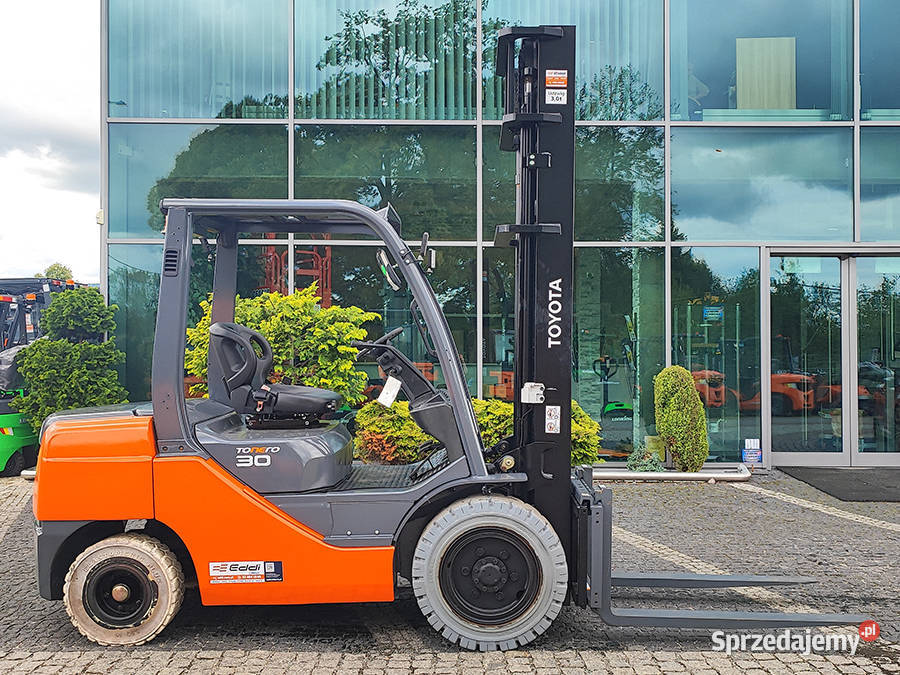 Wózek widłowy Toyota 028FDF30 duplex 45 m diesel Kęty